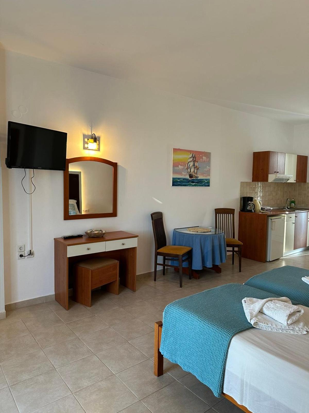 Apollonio Suites & Rooms Faliraki Rhodes Pokój zdjęcie